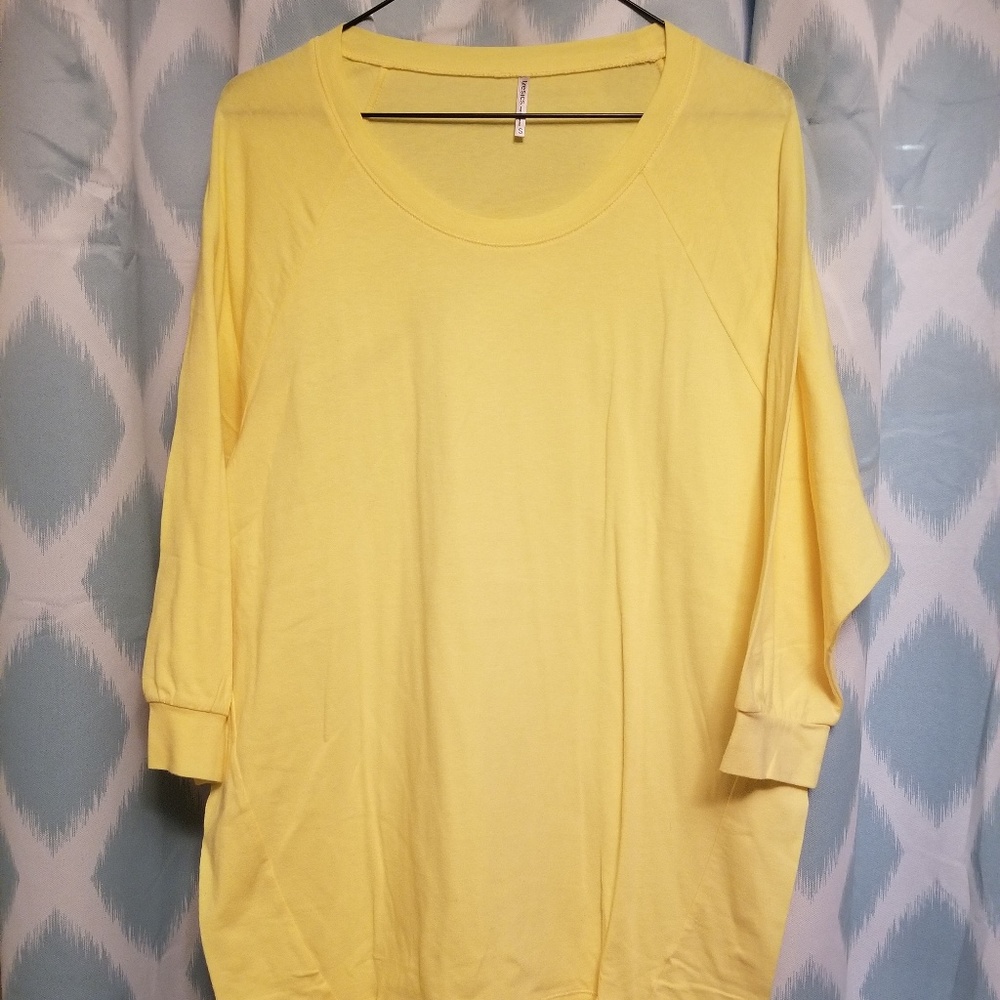 Slouchy Dolman Tunic from The Mint Julep Boutique